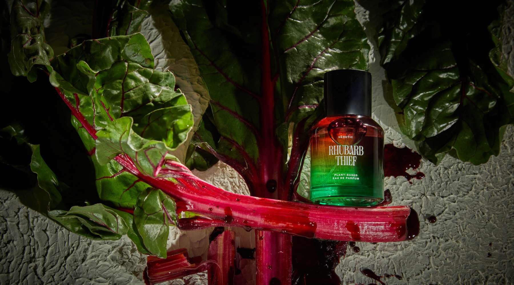 今夜、異端者の庭で幕を開ける奇妙な童話。Heretic Parfumから、新作