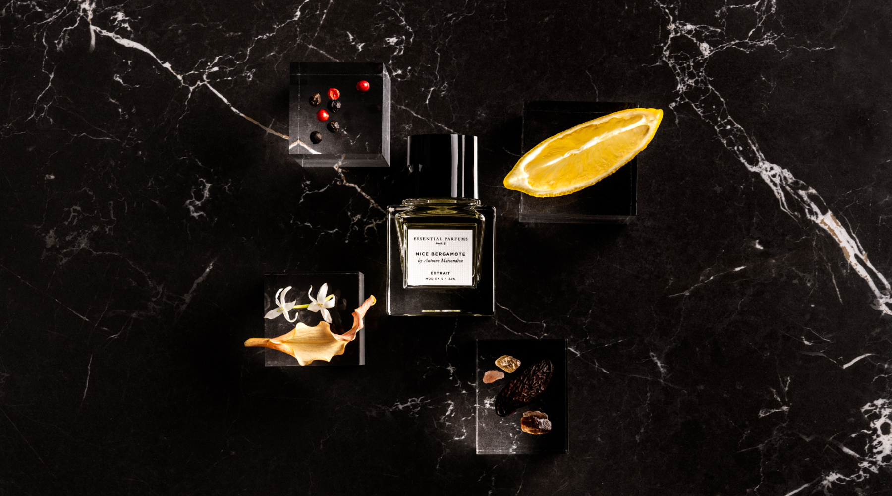 Essential Parfumsから新作4種＆人気作の限定デザインが11/28発売