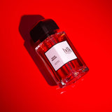 ルージュスモーキング|赤く染まったスモーキングジャケット