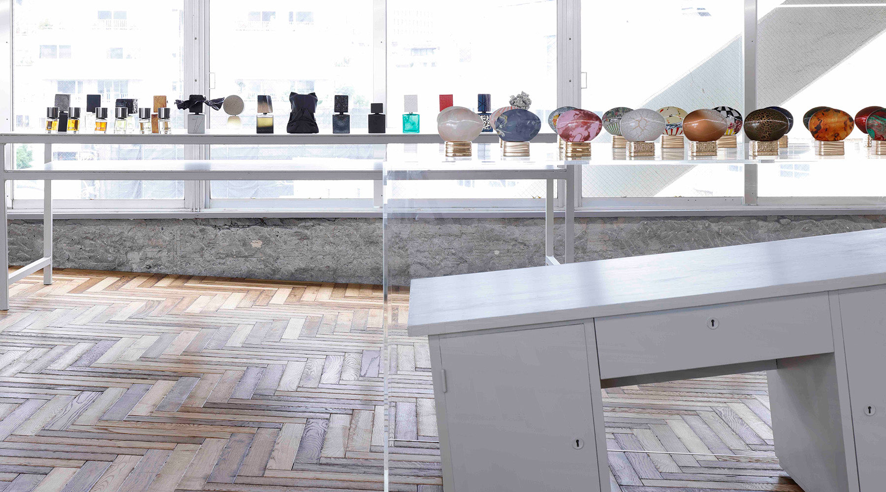 Maison MIHARA YASUHIROの新たな旗艦店に、NOSE SHOPの新店舗が11/14（金）オープン。デザイナー三原氏自らディレクションを手掛けた独創的な空間が誕生！