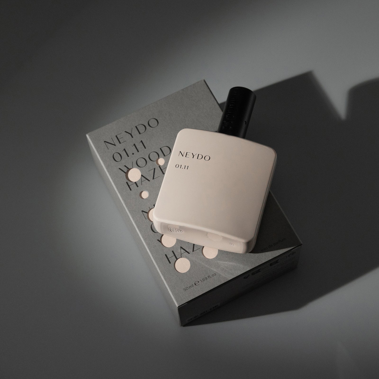 ウッド ヘイズ 01.11｜11月1日 セリーヌの夢 – NOSE SHOP