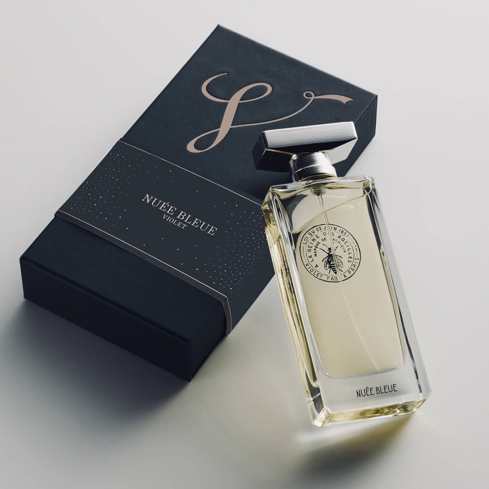 ニュエブルー メゾンヴィオレ ニュエブルー 青い雲